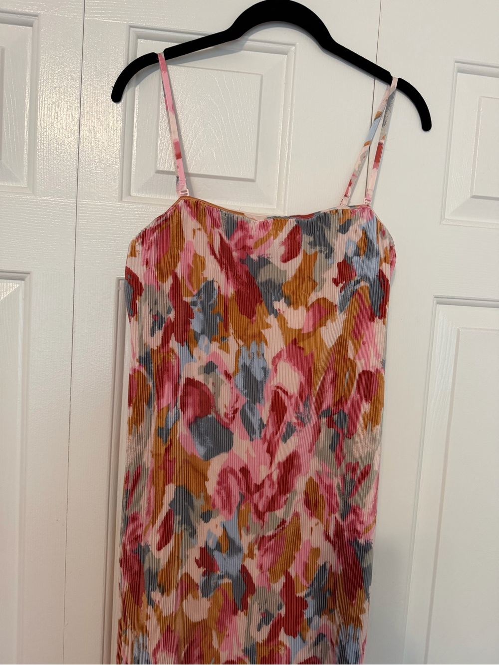 NWT Abercrombie & Fitch Giselle Pink Multi Floral Pleated Midi Dress - Picture 2 of 6